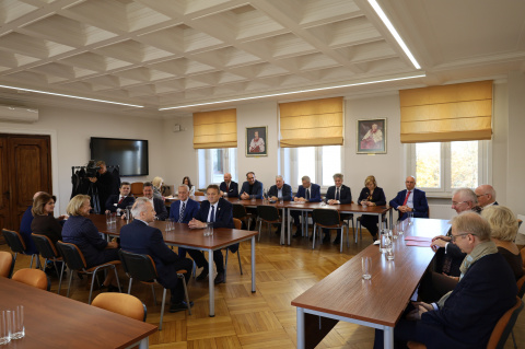 Drugie spotkanie Społecznego Komitetu na rzecz utworzenia Szpitala Uniwersyteckiego.